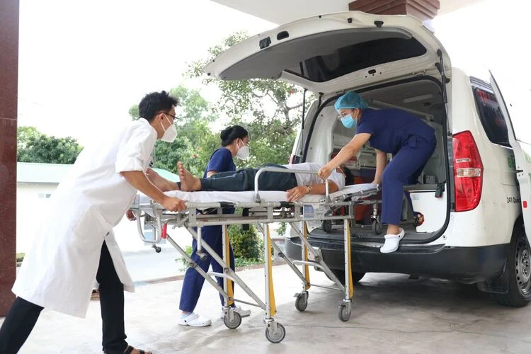 xe cấp cứu Huyện Nhà Bè
