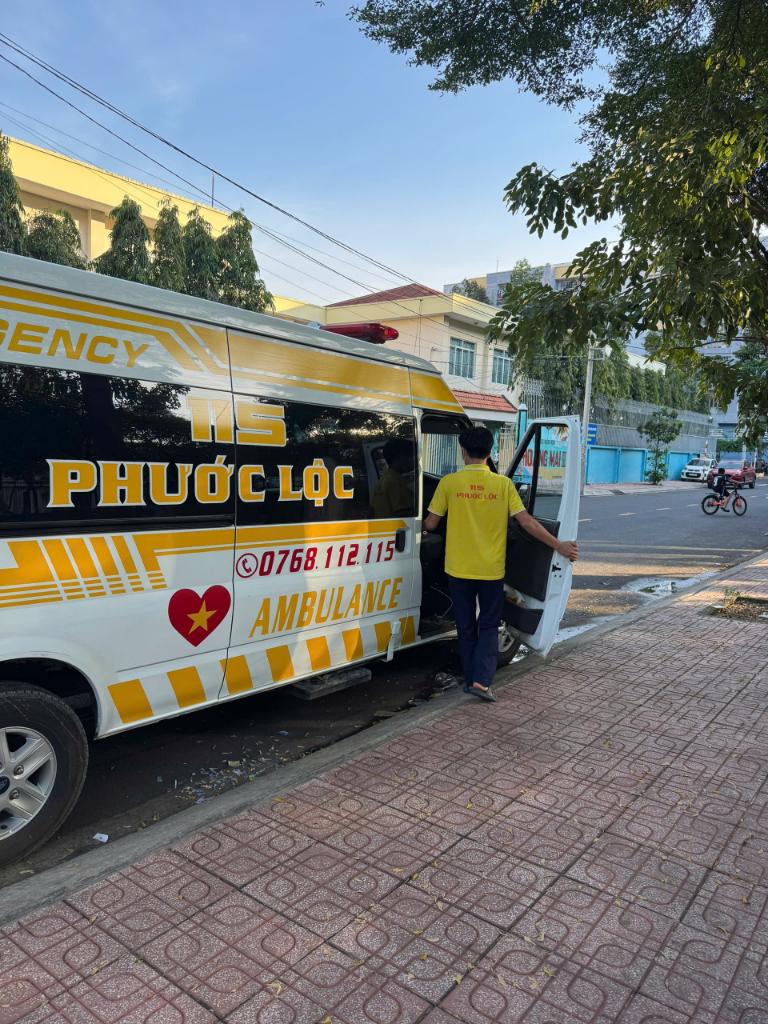 Những tình huống cần gọi xe cấp cứu liên tỉnh